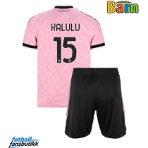 Juventus Pierre Kalulu #15 Bortedraktsett Barn 2026-27 Kortermet (+ Korte bukser)